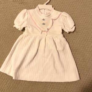 Little World Vintage 18 Month Short Sleeve White Sweater Dress